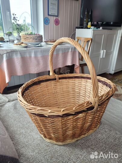 Корзина плетеная