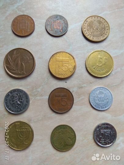 Монеты зарубежных стран (Лотом-13 шт)
