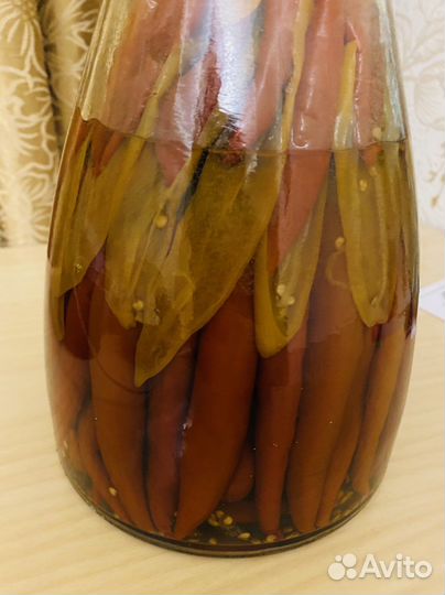 Бутылка с перцем