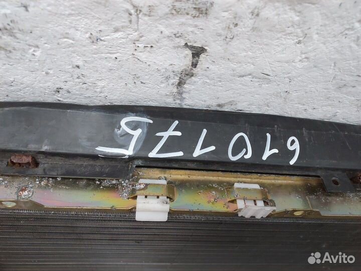 Радиатор охлаждения двигателя Audi 100 (C4)