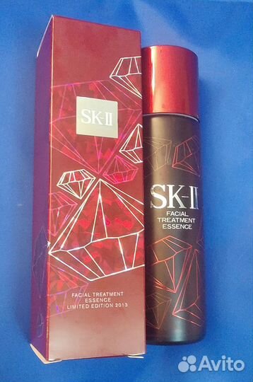 Пустая коробка и бутылка из-под SK II