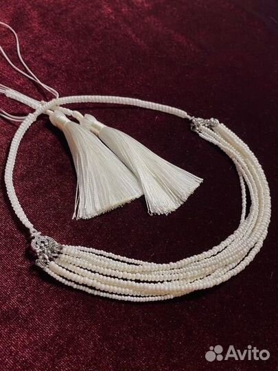 Колье из микрожемчуга с кисточками