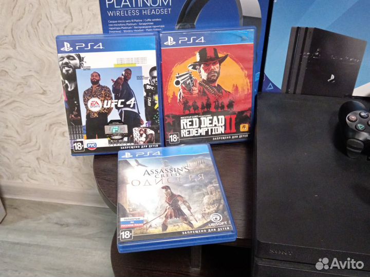 Sony playstation 4 PS4 pro 1tb