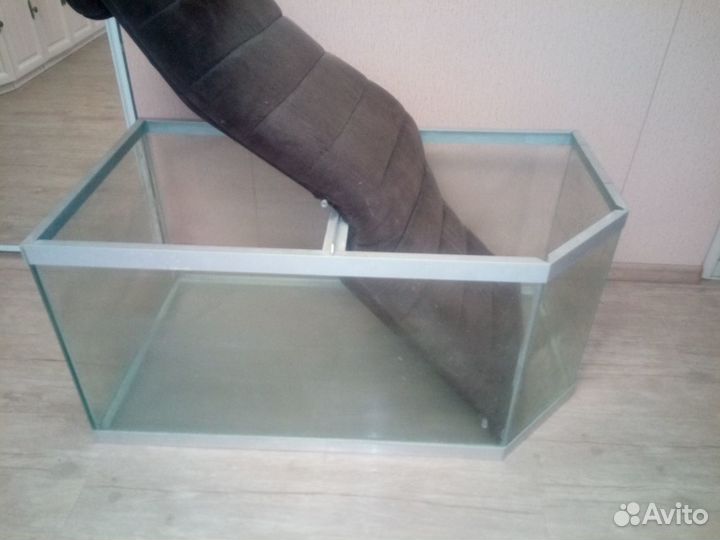 Аквариум на 300литров