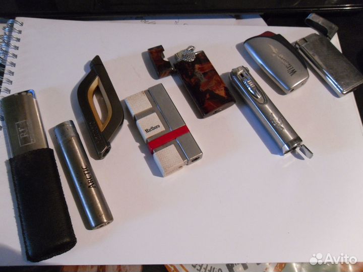 Зажигалка газовая