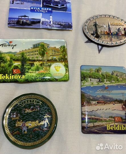 Магнитики на холодильник города