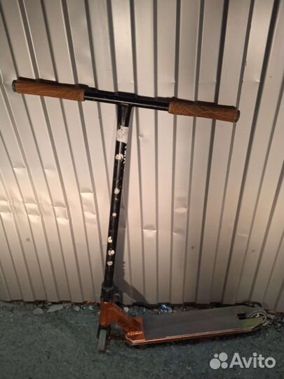 Трюковой самокат