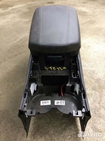 Подлокотник Hyundai Santa Fe DM 2012-2017