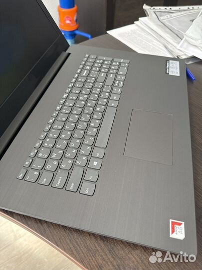 Lenovo ноутбук