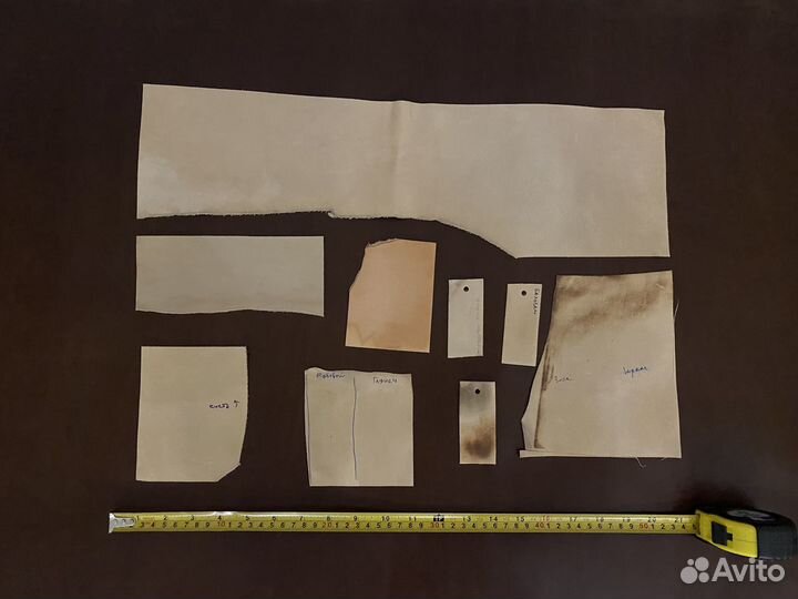 Куски бежевой кожи, толщина 1 мм