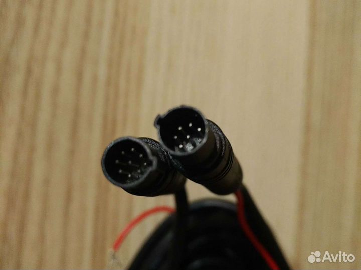 Камера заднего вида универсальная