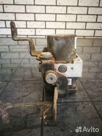 Блок абс (Насос) Ssangyong Actyon New D20DTF 2011