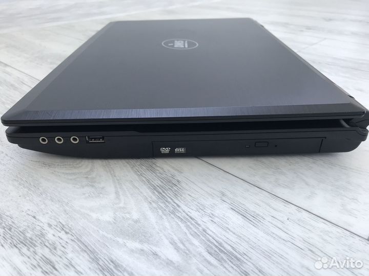 Ноутбук 17.3 дюймов i5 8gb 1tb