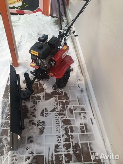 Мотоблок Булат мб-8 с отвалом