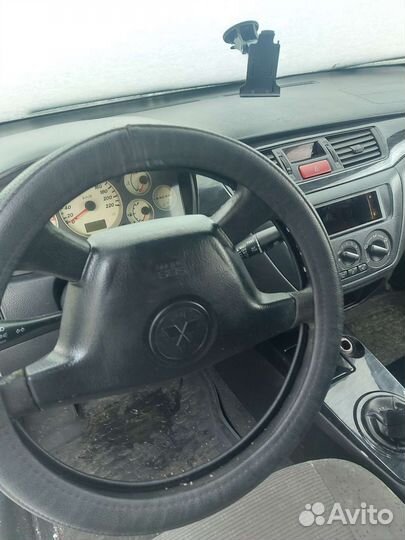 Салон по частям для Mitsubishi Lancer 9