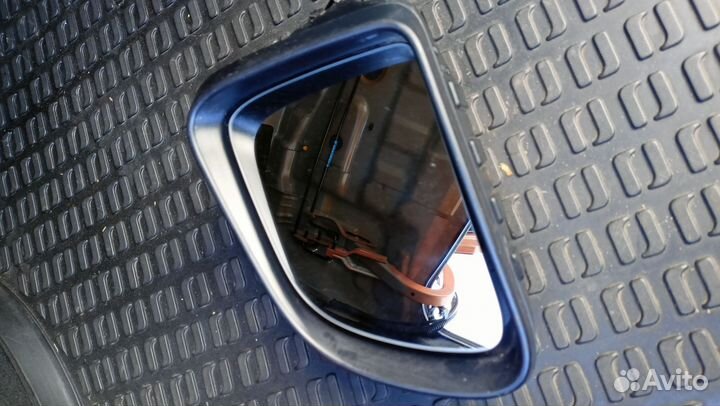 Оригинальный зеркальный элемент+моторчик kia rio 4