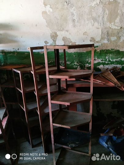 Стеллажи,полочки,верстаки
