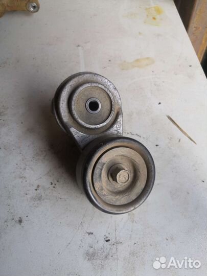 Натяжитель ремня генератора солярис 1 рио 3