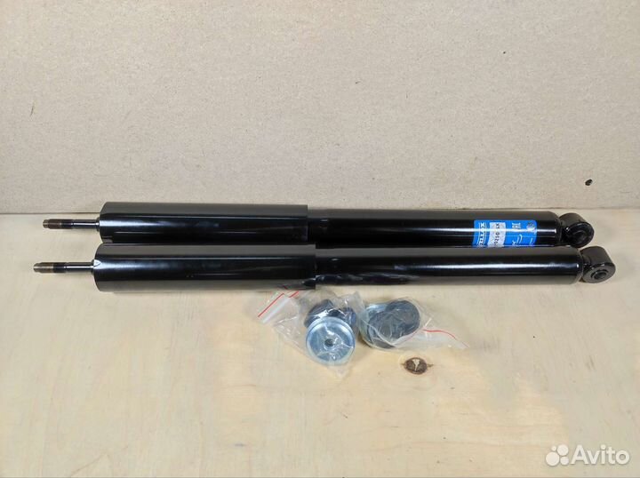 Амортизаторы задние Спортейдж 1