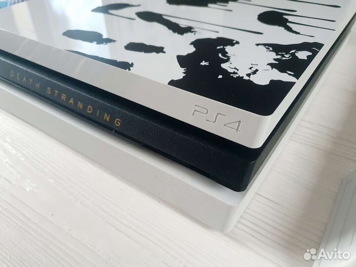 PS4 Pro Death Stranding Limited Edition + Игры