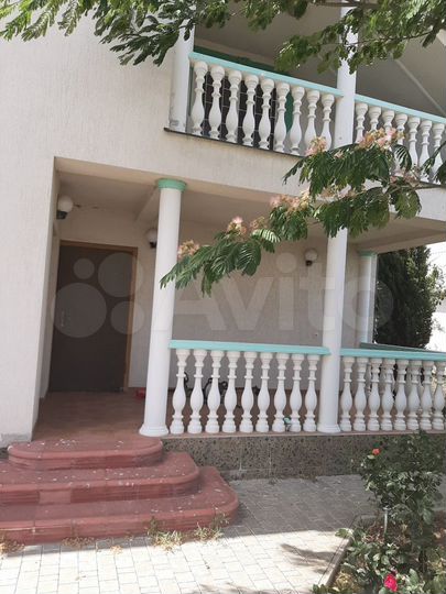 Дом 200,3 м² на участке 20 сот.