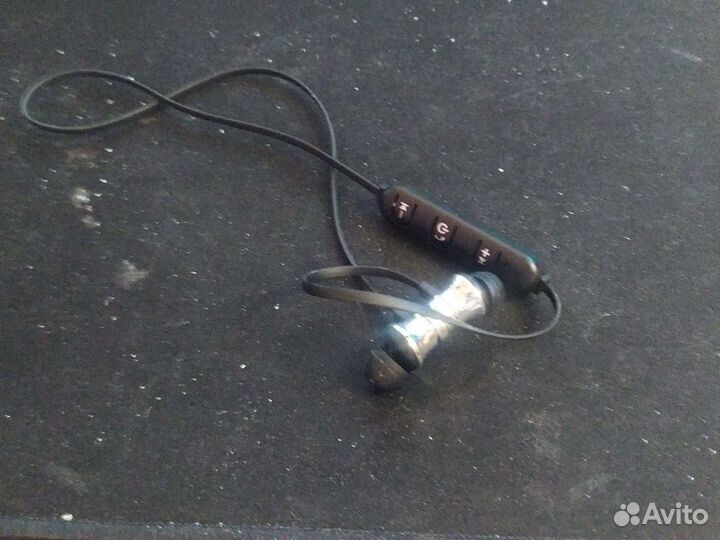 Блютуз наушники