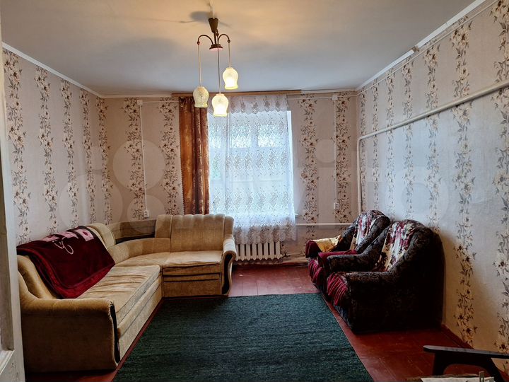 2-к. квартира, 42 м², 1/1 эт.