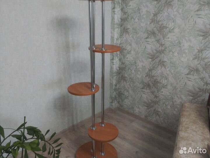 Подставка под цветы