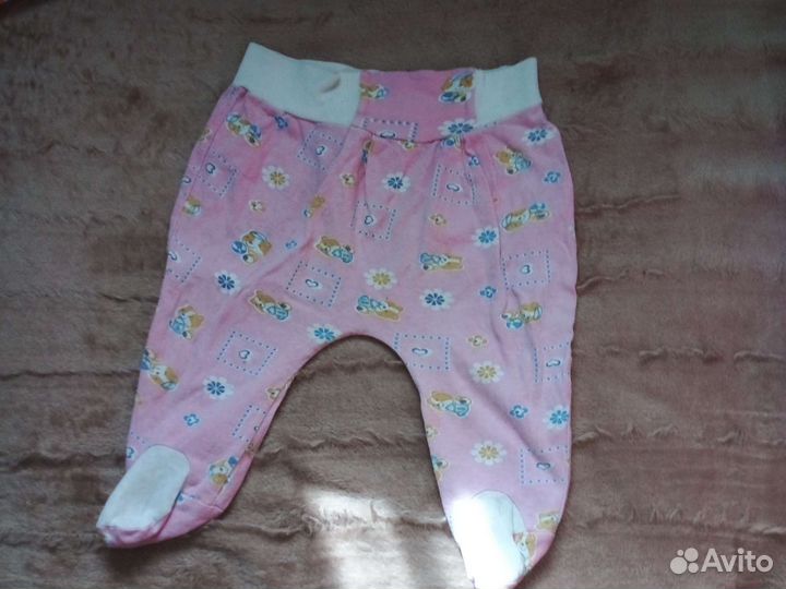 Детские вещи есть на девочку и на мальчика