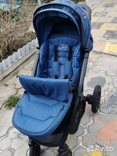 Прогулочная коляска