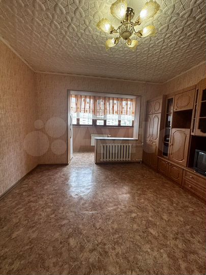 3-к. квартира, 65 м², 6/9 эт.