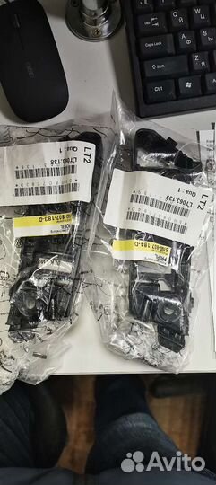 Кронштейн бампера тигуан 1 рест