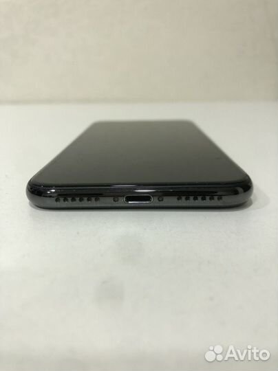 iPhone X, 64 ГБ