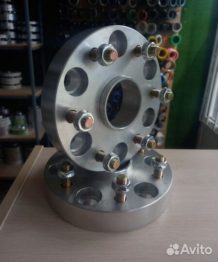 Колёсные проставки 6х139.7 в наличии