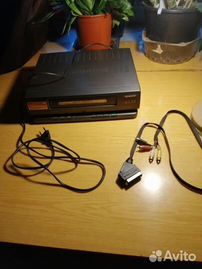 Видеомагнитофон sharp 132