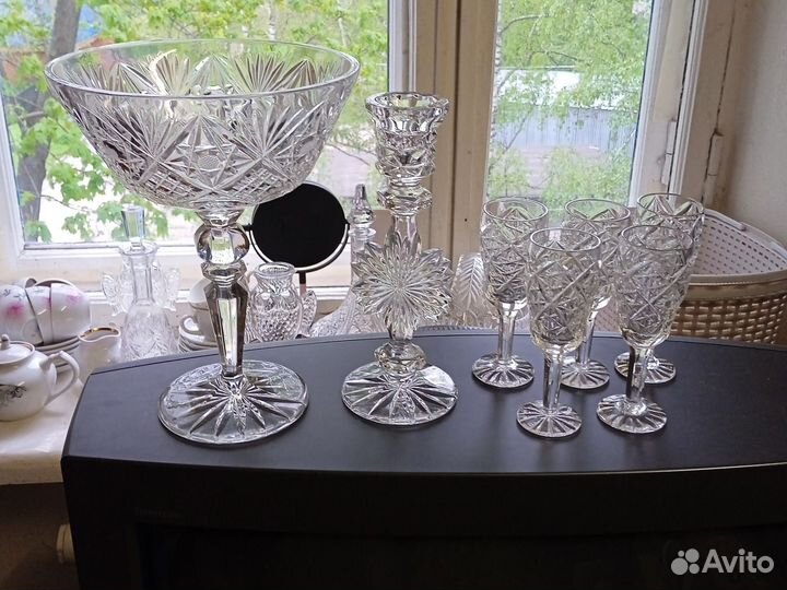 Хрустальная ваза Чехословакия, рог цветной