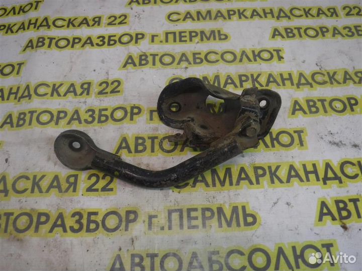 Кронштейн задней балки Subaru Legacy Outback III