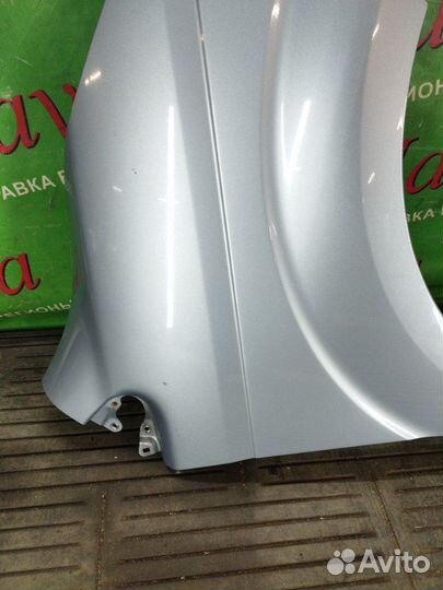 Крыло переднее правое Toyota Spade NCP141 1NZ-FE