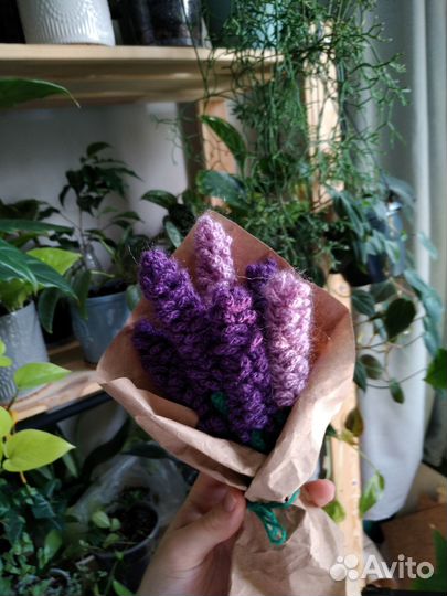 Вязаный букет лаванды