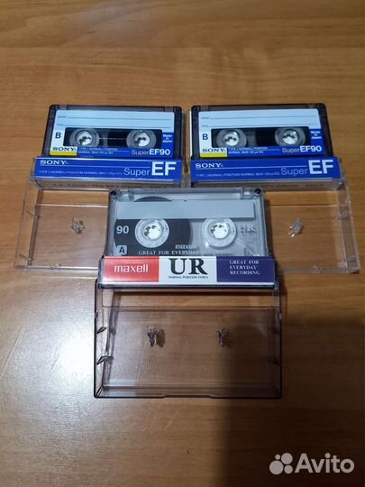 Аудиокассеты с записями