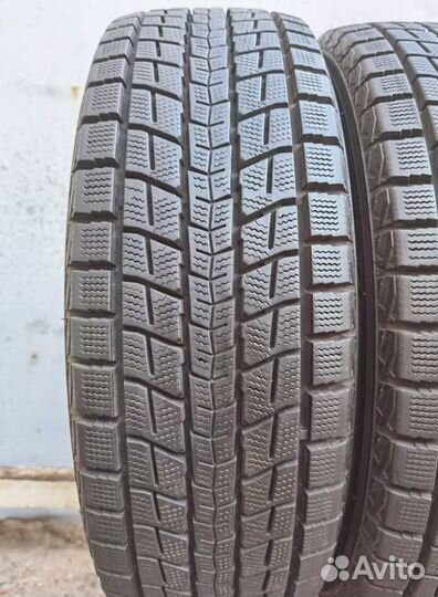 Dunlop Winter Maxx SJ8 215/60 R17 96Q
