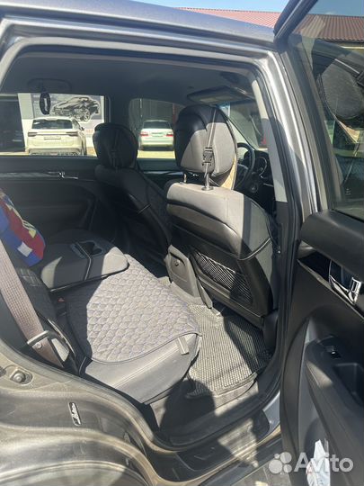 Kia Sorento 2.4 AT, 2012, битый, 209 000 км