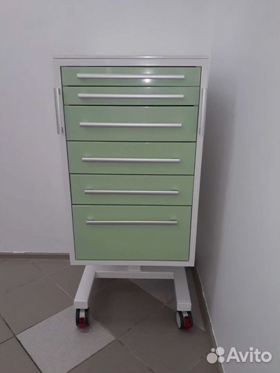 Тумбочка металлическая на колёсах 6 ящиков