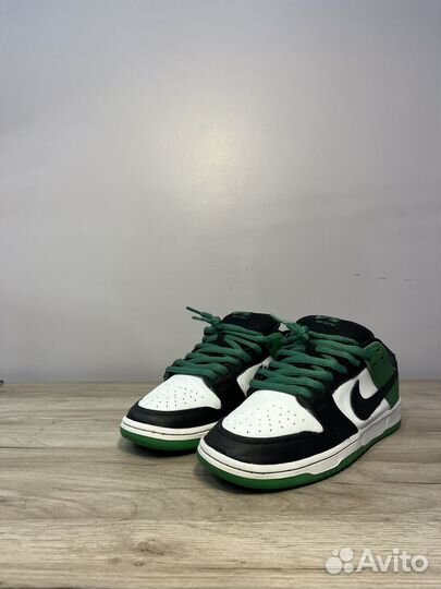 Реставрация и химчистка кроссовок