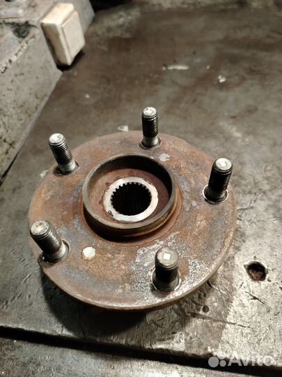 Ступица toyota rav4