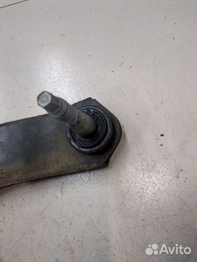 Рычаг подвески правый передний Chevrolet Volt, 2017