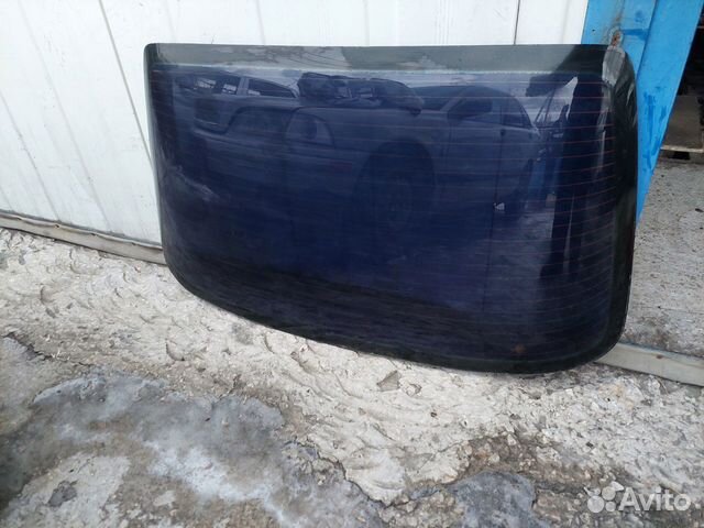 Стекло заднее Mercedes-Benz W202