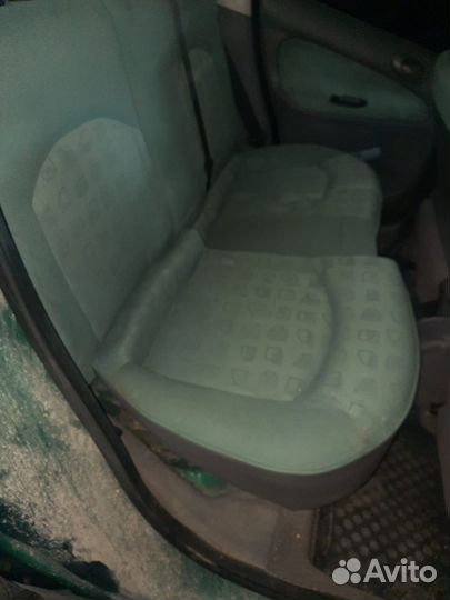 Peugeot 206 комплект сидений