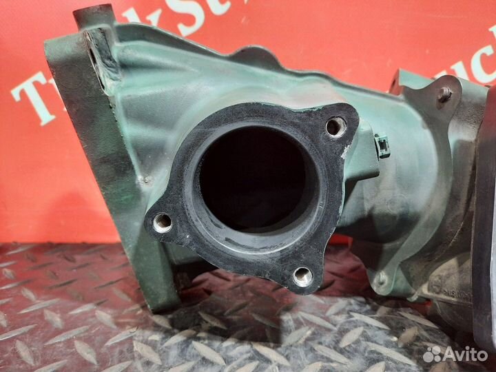 Соединитель колено впускного коллектора