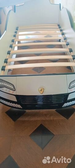 Детская кровать машинка с матрасом